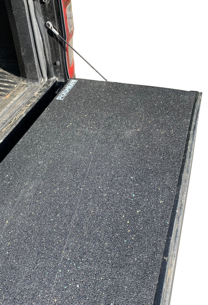 PIQUP® Heckklappenmatte – Robust, rutschfest & zuschneidbar!