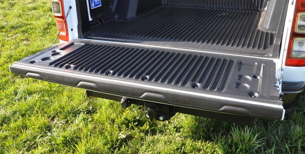 B-Ware Ladekantenschutz-Abdeckung für Isuzu D-Max (ab 2016-2020) – Perfekter Schutz für die Heckklapp