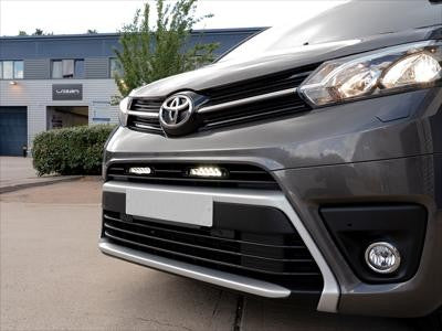 Lazer Lamps Halterungskit Toyota ProAce 2016+ für LNR6/18
