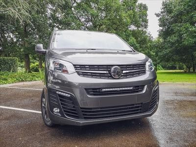 Lazer Lamps Kühlergrill-Kit Peugeot Expert, Citroen Dispatch (2016+), Opel Vivaro Linear 18 Linear 18 Elite mit doppel E-Zulassung Leuchtenart Linear 18 Elite mit doppel E-Zulassung
