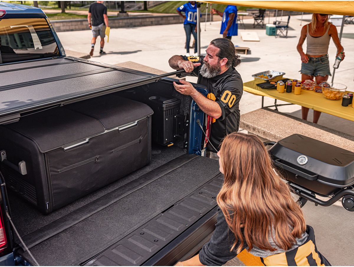 BAKFlip MX4 Hard Folding Tonneau Cover Dodge Ram 1500, 5. Gen., 2019-heute