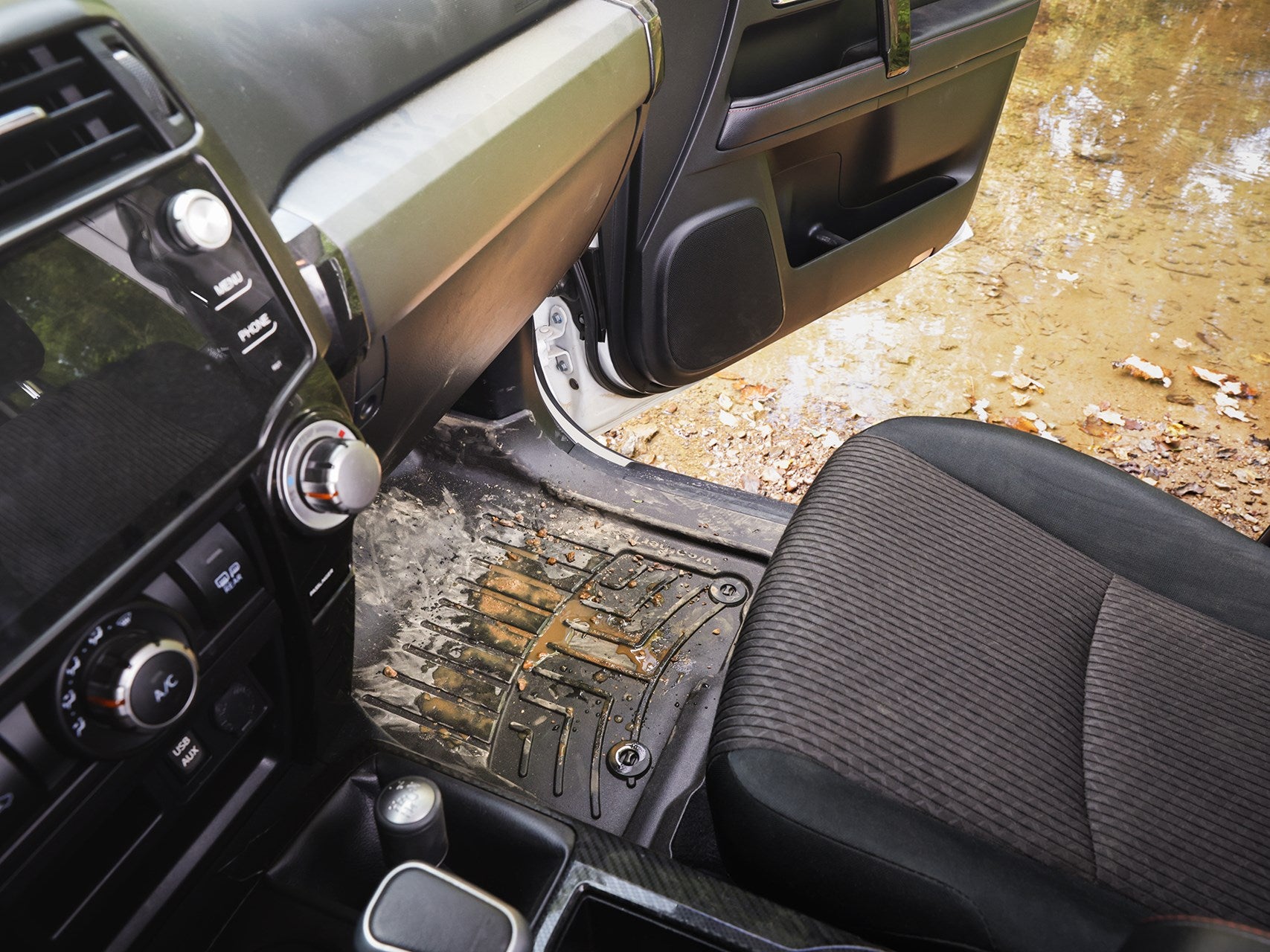 Dodge Ram 1500 Crew Cab 5. Gen Fußmatte FloorLiner HP WEATHERTECH