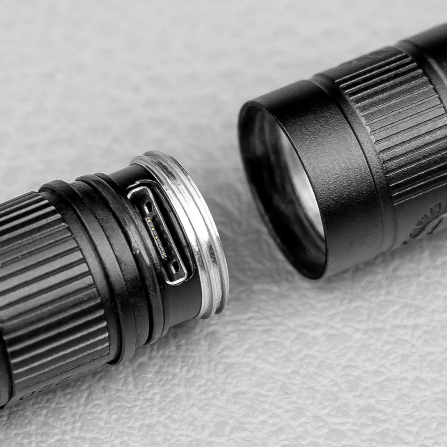 STEDI FX – 220 LED Torch