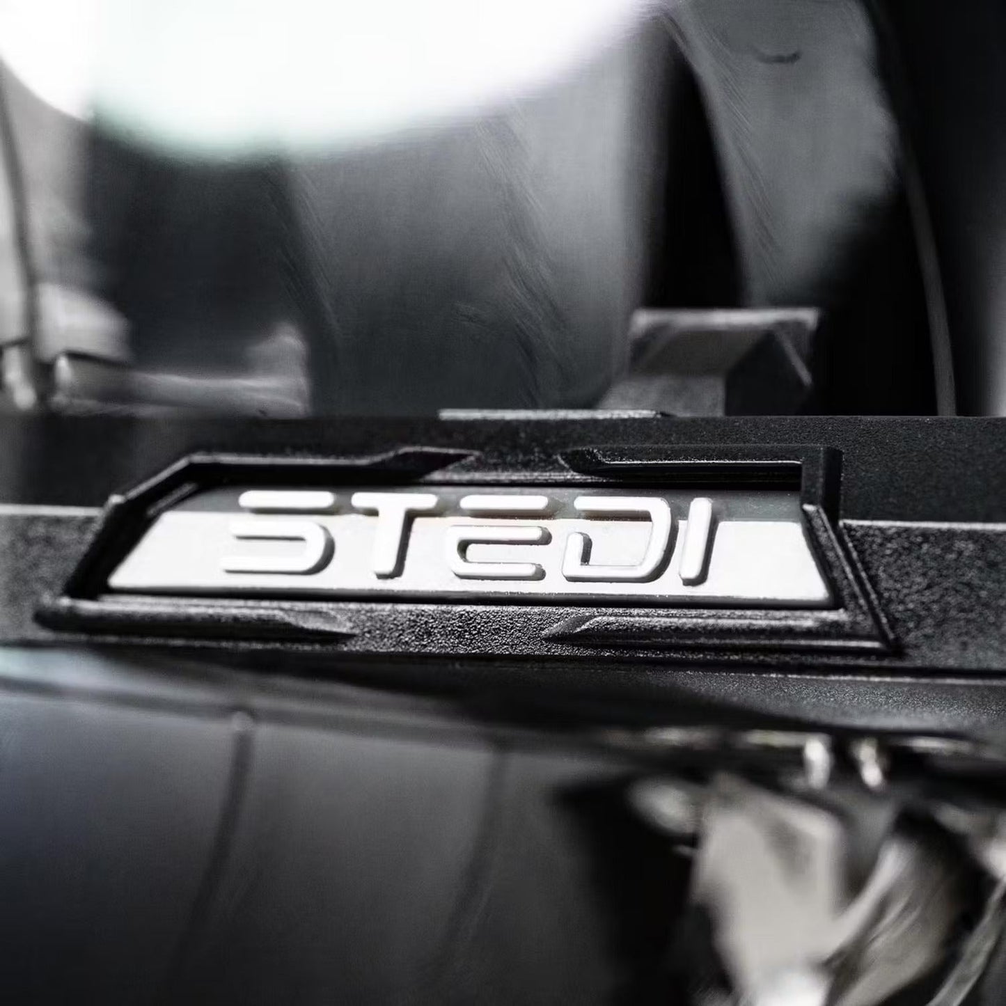STEDI 5.75 Inch Homage Black 3000K