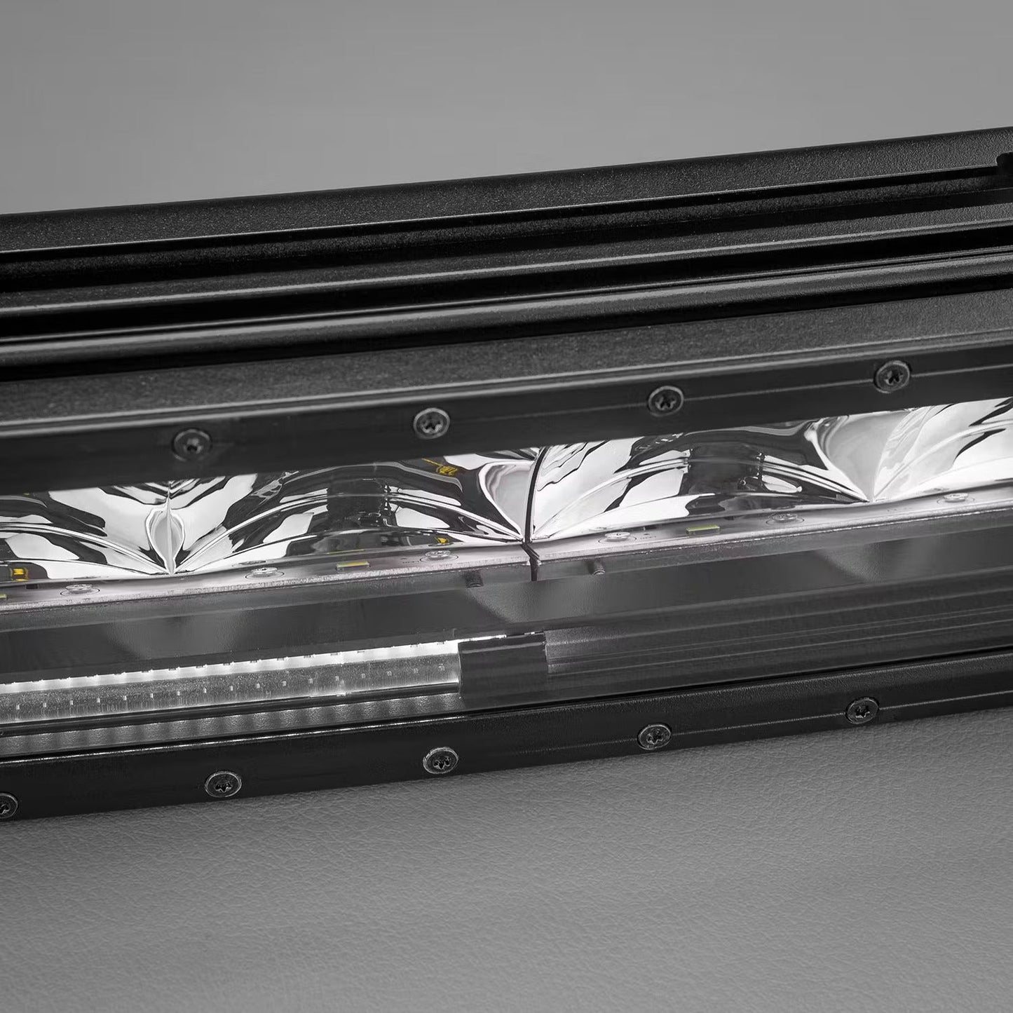 STEDI LED – Lightbar ST2K Curved 40.5 Zoll