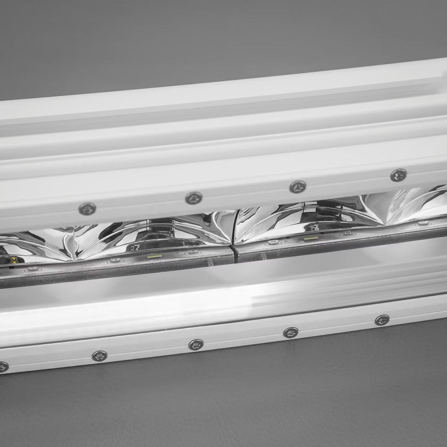 STEDI Marine LED – Lightbar ST2K Curved 31 Zoll