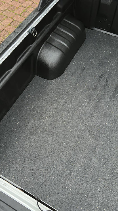 Antirutschmatte JAC T8, Doppelkabine mit beschichteter Ladefläche