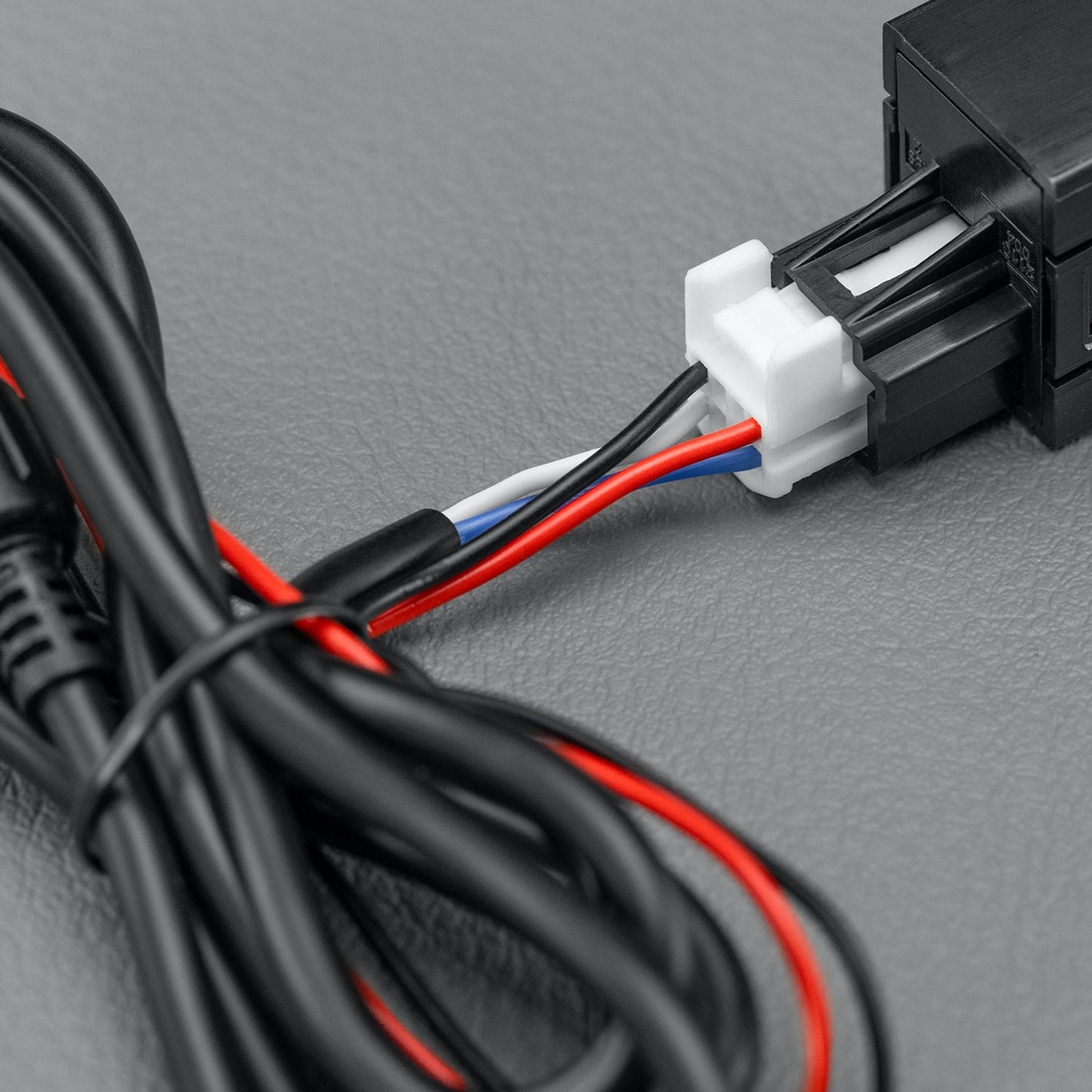 STEDI Schalterprogramm – Plug and Play Steckeranschluss – Nissan Short Type, Weiß)