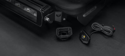 STEDI Easy Fit Surface LED Rock Lights – Halterung für Rhino Rack Backbone (2 Stk.)