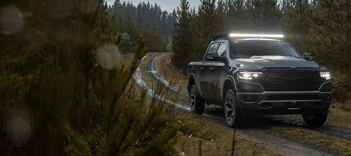 STEDI LED – Lightbar ST3K 51.5 Zoll
