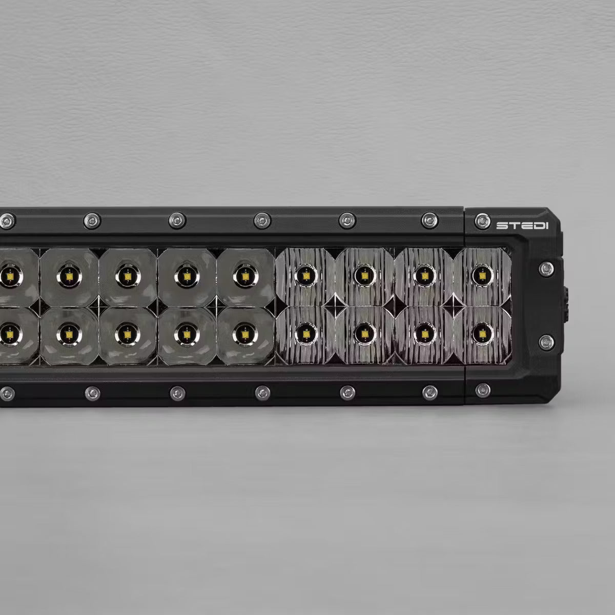 STEDI LED – Lightbar ST4K 32 Zoll