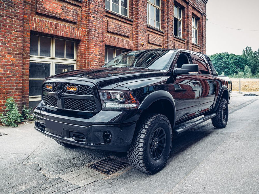 Lazer Lamps Kühlergrill-Kit Dodge RAM 1500 Classic 2013+ Triple-R 750 Gen2 TripleR 750 STD Leuchtenart TripleR 750 STD